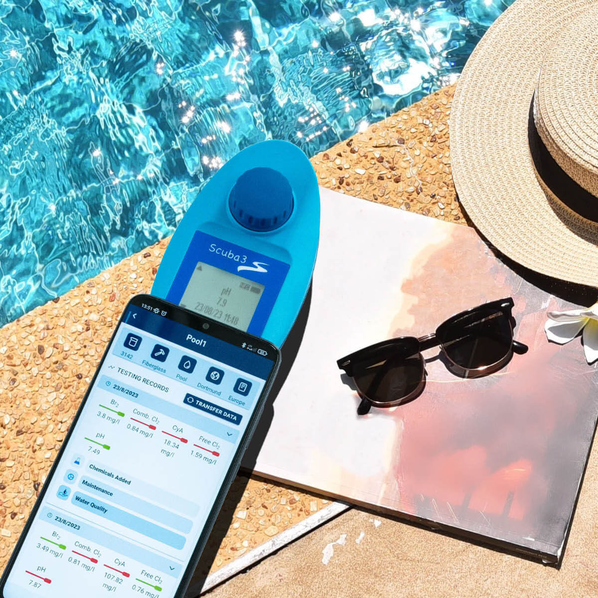 Lovibond® Scuba3s multiparameter pool tester for chlorine, pH value, cyanuric acid, bromine, alkalinity-m, calcium hardness, active oxygen, copper and phosphate Lovibond® Scuba3s multiparameter pool tester for chlorine, pH value, cyanuric acid, bromine, alkalinity-m, calcium hardness, active oxygen, copper and phosphate